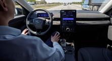 曝福特将于2028年推出首款脱眼驾驶辅助系统