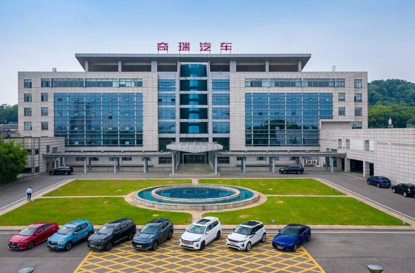 比亚迪截杀特斯拉，奇瑞海外不再只靠油车，新能源致中外地位生变！