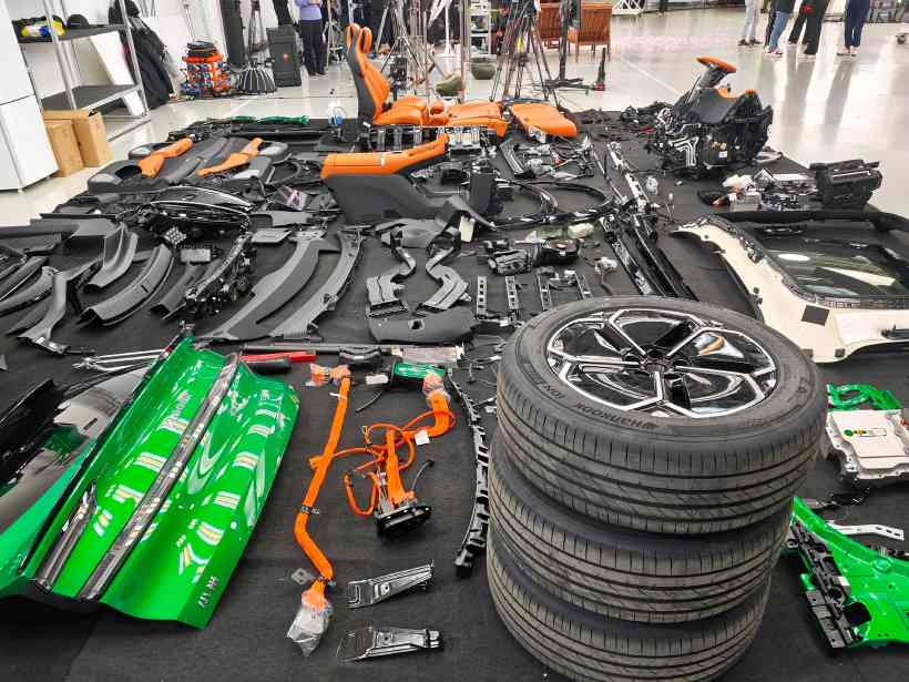 跨界造车信任危机如何破局？从个人IP到产品硬实力的考验