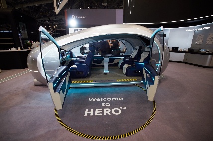 CES 2026：京东方首发HERO 2.0智能座舱，多模态交互全面升级